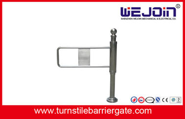 Bãi đỗ xe điện Rào cản cho người đi bộ Swing Barrier Cổng Với Traffic Light, AC 110V / 220V